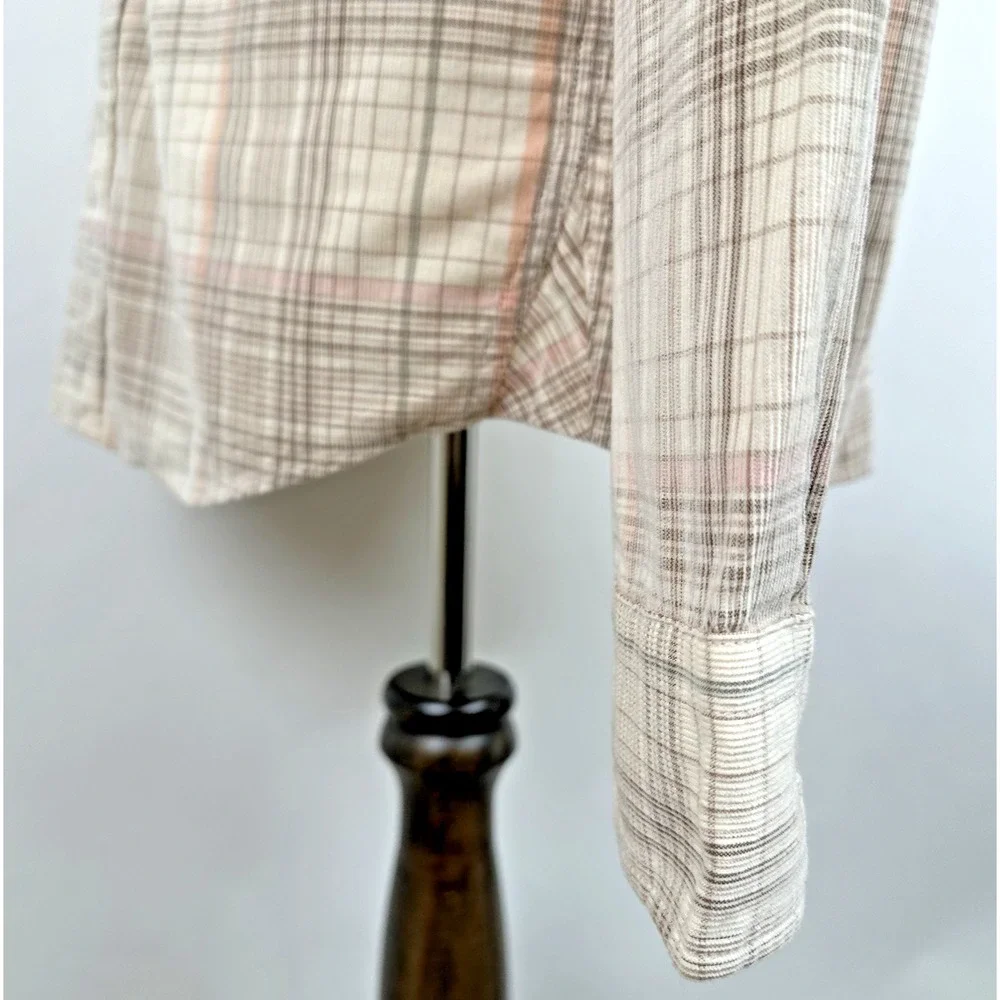 NWT Banana Republic Standard Fit Lightweight Corduroy Shirt MEDIUM‎ Cream Plaid